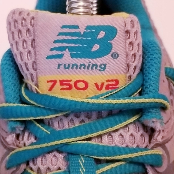 New Balance 750 v2 Sz 6.5 Gray Running Sneakers - Picture 6 of 6